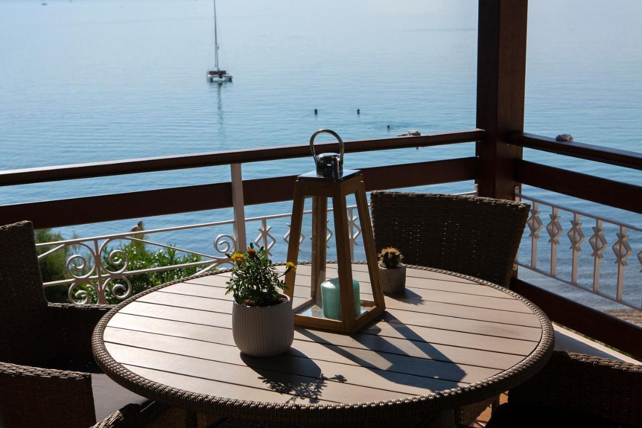 Arokaria Beach House Nikiana Esterno foto
