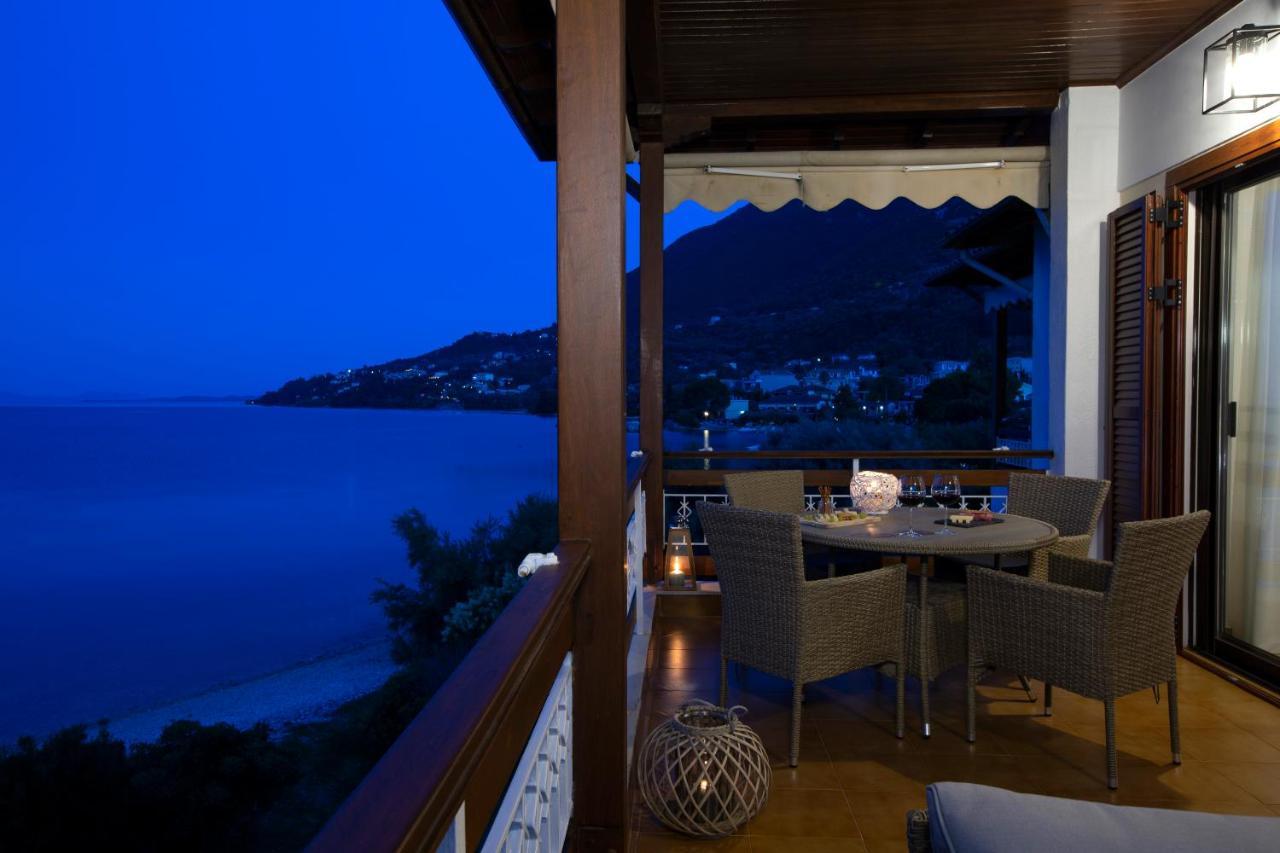 Arokaria Beach House Nikiana Esterno foto